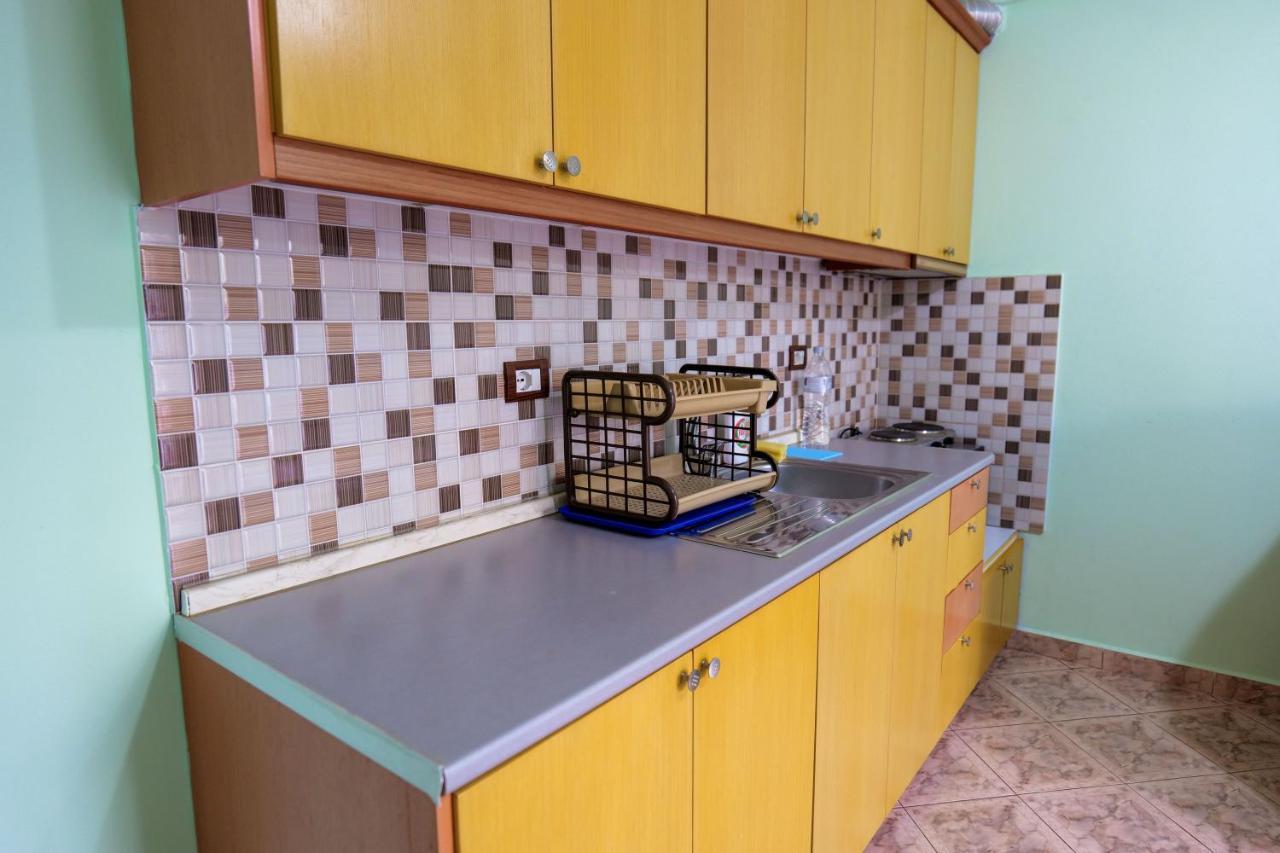 Rei Apartments Sarande Exterior photo